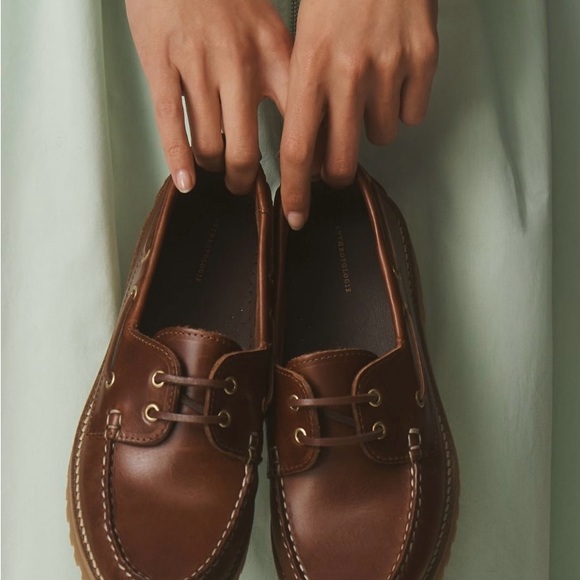 Anthropologie  Leather Boat Lug Sole Shoes - Picture 2 of 9